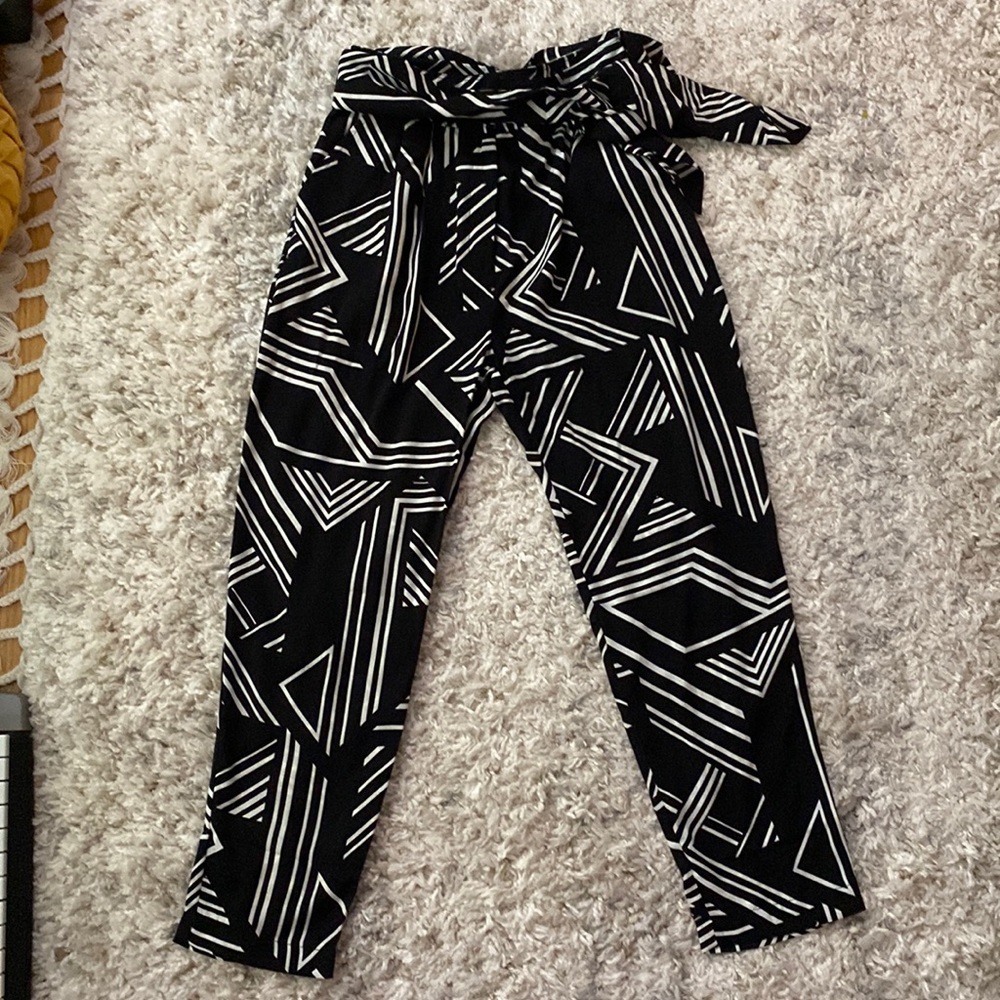 Black and white geometric pants